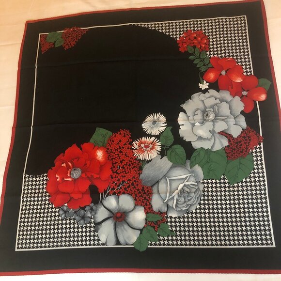 Vintage Floral Silk-Blend Scarf — Black Red & Gray | Designer-Quality 80s/90s - Picture 6 of 12